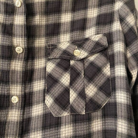 AQUA black/white plaid button-up w/ double pockets - Picture 2 of 2